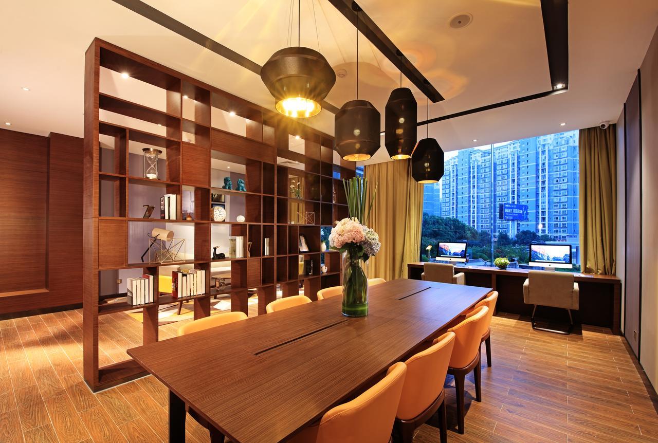 Hampton By Hilton Wuhan Tianhe Airport East Exterior photo