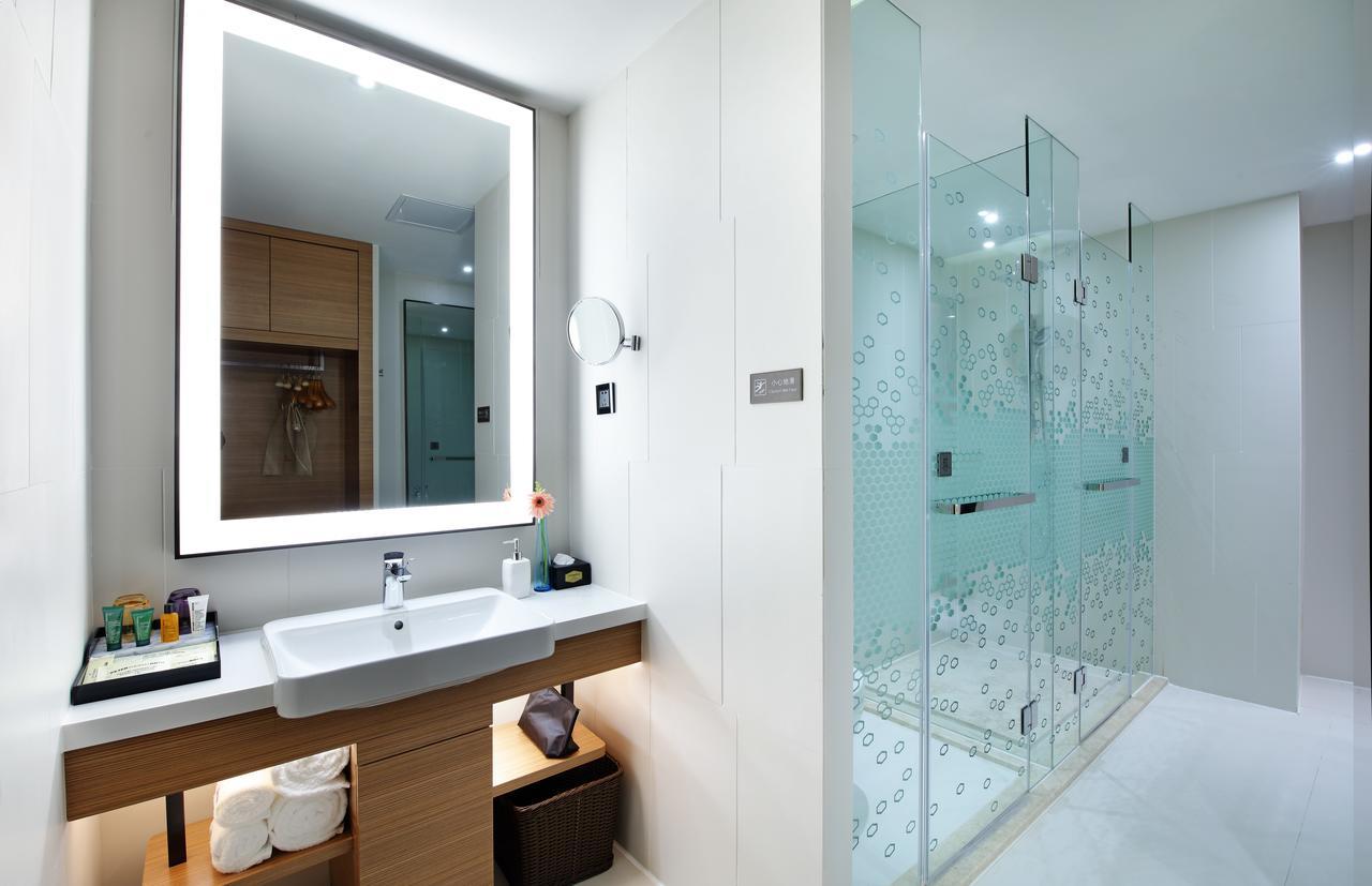 Hampton By Hilton Wuhan Tianhe Airport East Exterior photo